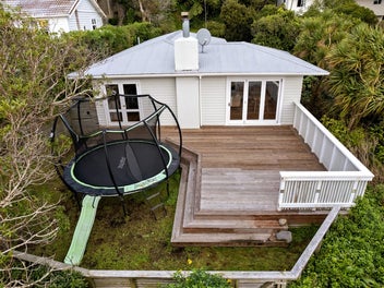 AN ABSOLUTE WINNER IN WADESTOWN!
