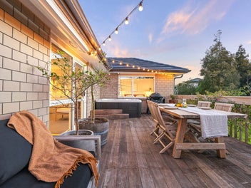 Picture Perfect in the Heart of Riverhead