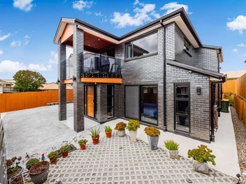 Sophisticated Family Luxury with Exceptional Space