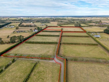 Two private 4ha lots best location in West Melton