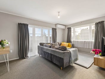 Calling all Smart Buyers - Opportunity Awaits!