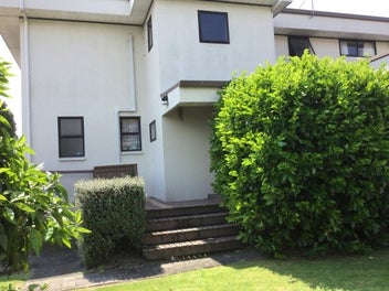 Image 1 of 11