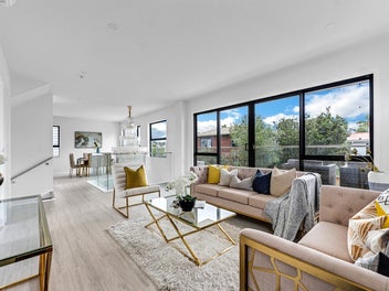 238sqm of Space to Live, Grow & Entertain