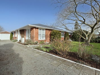 Image 1 of 40