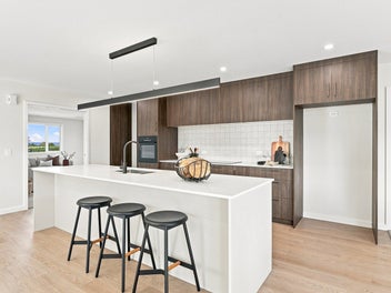 MODERN FAMILY LIVING AT ITS FINEST