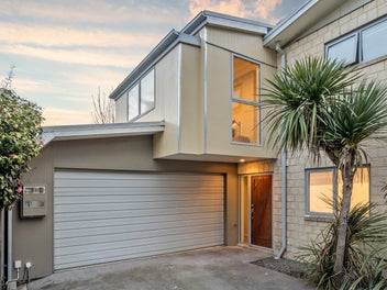 Freehold ease with double garaging