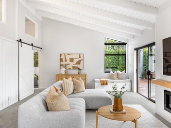 Single-Level Chic!