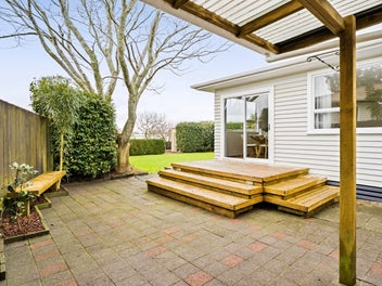 Sunny, family-friendly & ready to enjoy