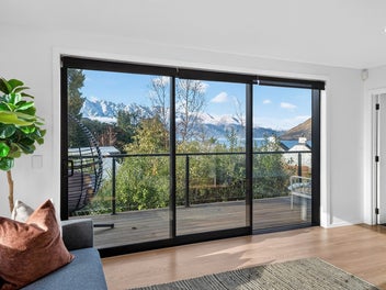 Aspen Grove Excellence | Lake & Mountain Views