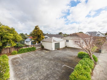 Prime Location, Plenty of Options!