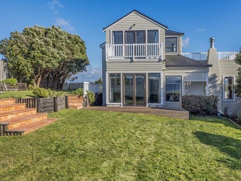 Sun, Space & Spectacular Views - BEO $1,550,000