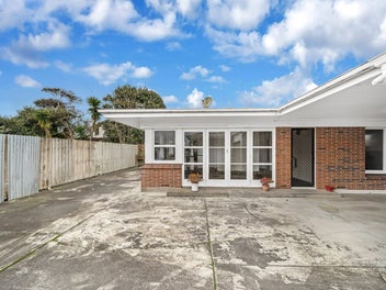 Solid gem! Solid location!