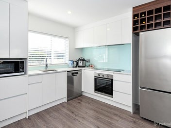 Be Quick: Modern Living in prime Pukekohe Location