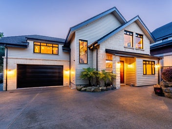 Gold award home must be SOLD.