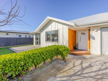 Modern, Private and Low Maintenance Living