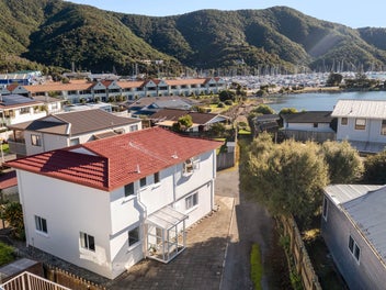 Sweet Home Waikawa Bay