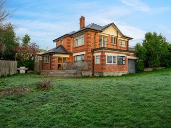 Spacious family living in a great location