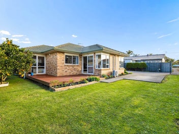 Brick & Tile Beauty – Freehold