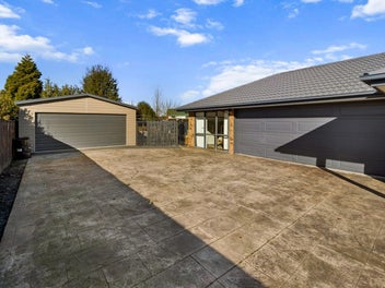 Garaging That Will Impress!