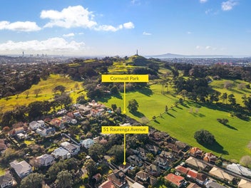 100M TO CORNWALL PARK!