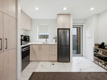 Airbnb-Friendly Investment in the Heart of Chch