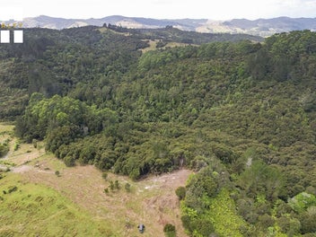 Tranquil Bush Block in Peria