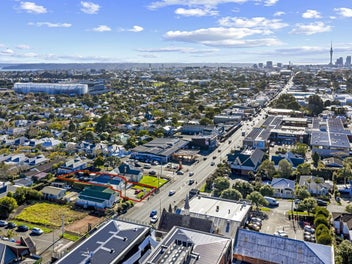Mt Eden investment with development upside
