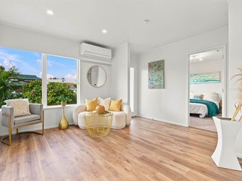 Renovated Brick & Tile End Unit | Prime Milford
