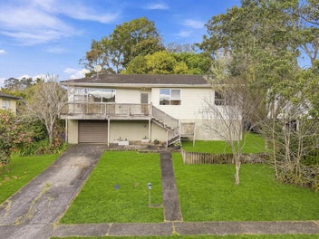 Large Freehold Land in the Heart of Torbay