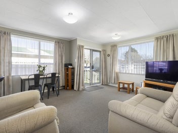 Warm, Welcoming & Wonderfully Located