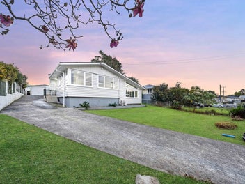 4 Bedrooms, 708sqm Land & Unlimited Potential