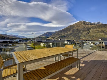 Reserve setting with home plus three bedroom flat
