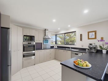 Spacious Family Living with Room for Everyone