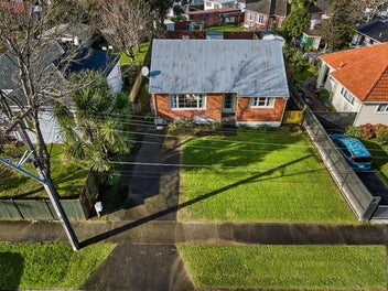 Charming starter home or smart investment