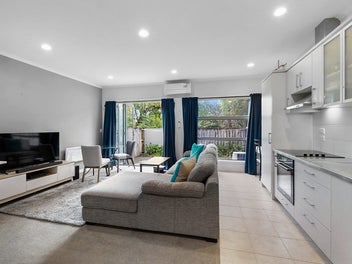 LOCK UP & LEAVE - MODERN LIVING MADE EASY