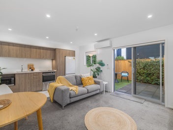 Furnished. Walking Distance to One NZ Stadium!