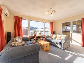 Great location - Easy care unit