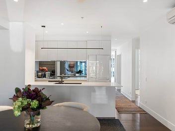 Ultimate Waterfront Luxury