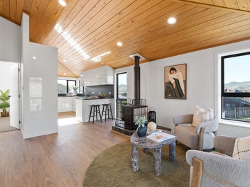 Grand Family Living in the Heart of Churton Park!