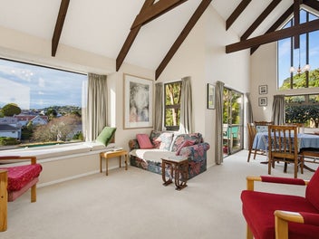 VILLAGE LOCATION | SUN TRAP | BEO $875,000