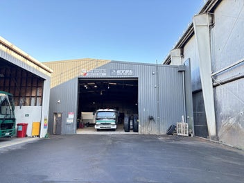 Image 1 of 7
