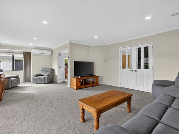 Privacy & space in prime location