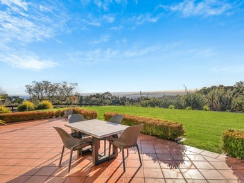 Panoramic Views, Immaculate Living