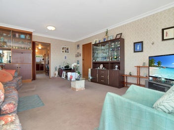 This 1970s Classic Needs to Sell