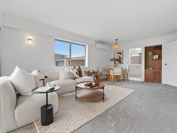 Rare Opportunity in Sunnyhills