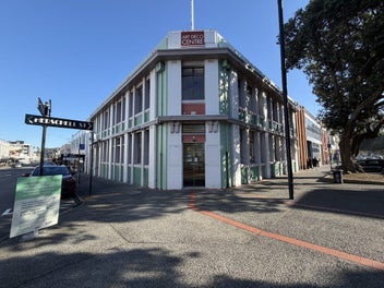 Image 1 of 7