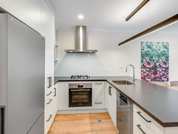 Freehold. Modern. Move-In Ready.