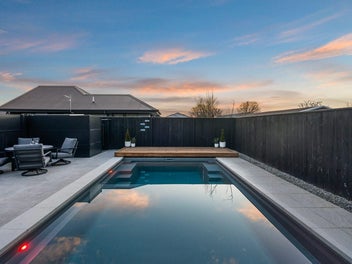 Modern Luxury with Space, Style & Pool