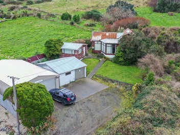 Rare Bluff Hill Opportunity with Panoramic Views