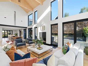 Streamside Sophistication in Prestigious Location